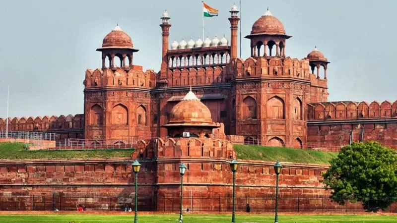 Taj Mahal Sunrise And Old Delhi Tour