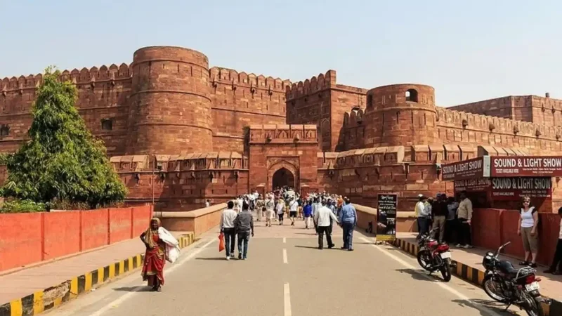 From Delhi: Taj Mahal And Agra Overnight Tour